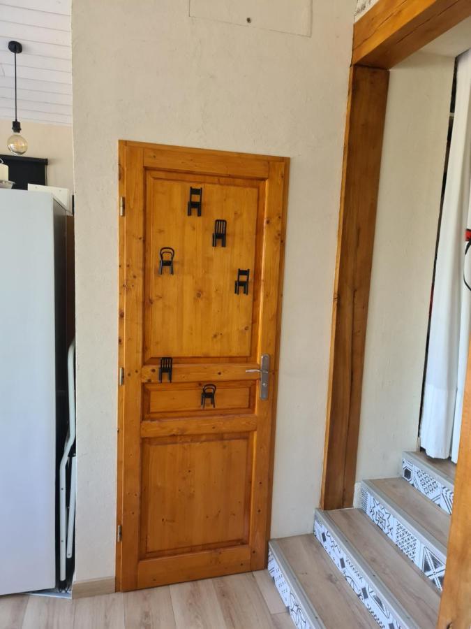 Gite Chez Tiane Saint-Flour-L'Etang Екстер'єр фото